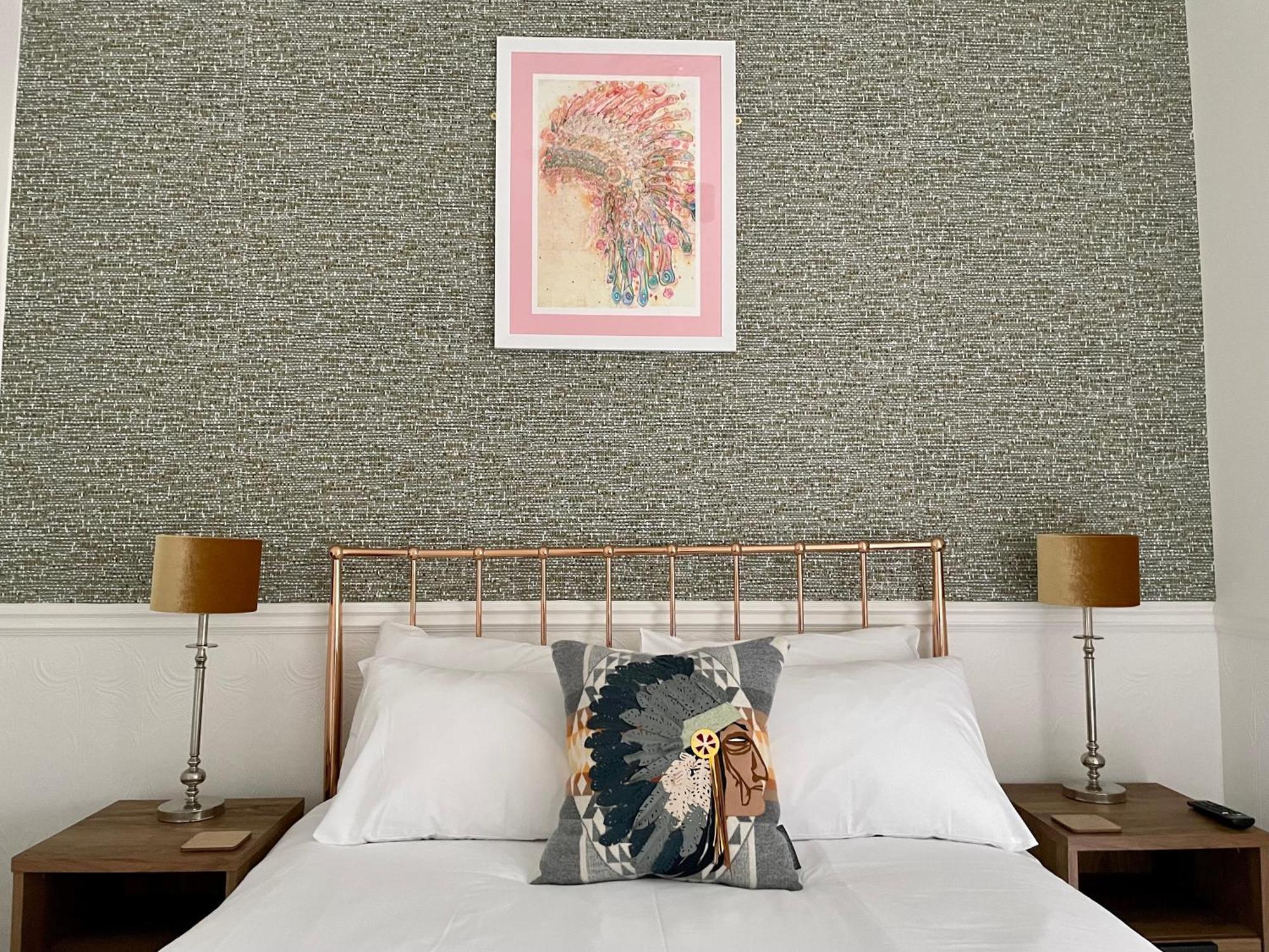 The Bishop And The Bison Bed & Breakfast Йорк Стая снимка
