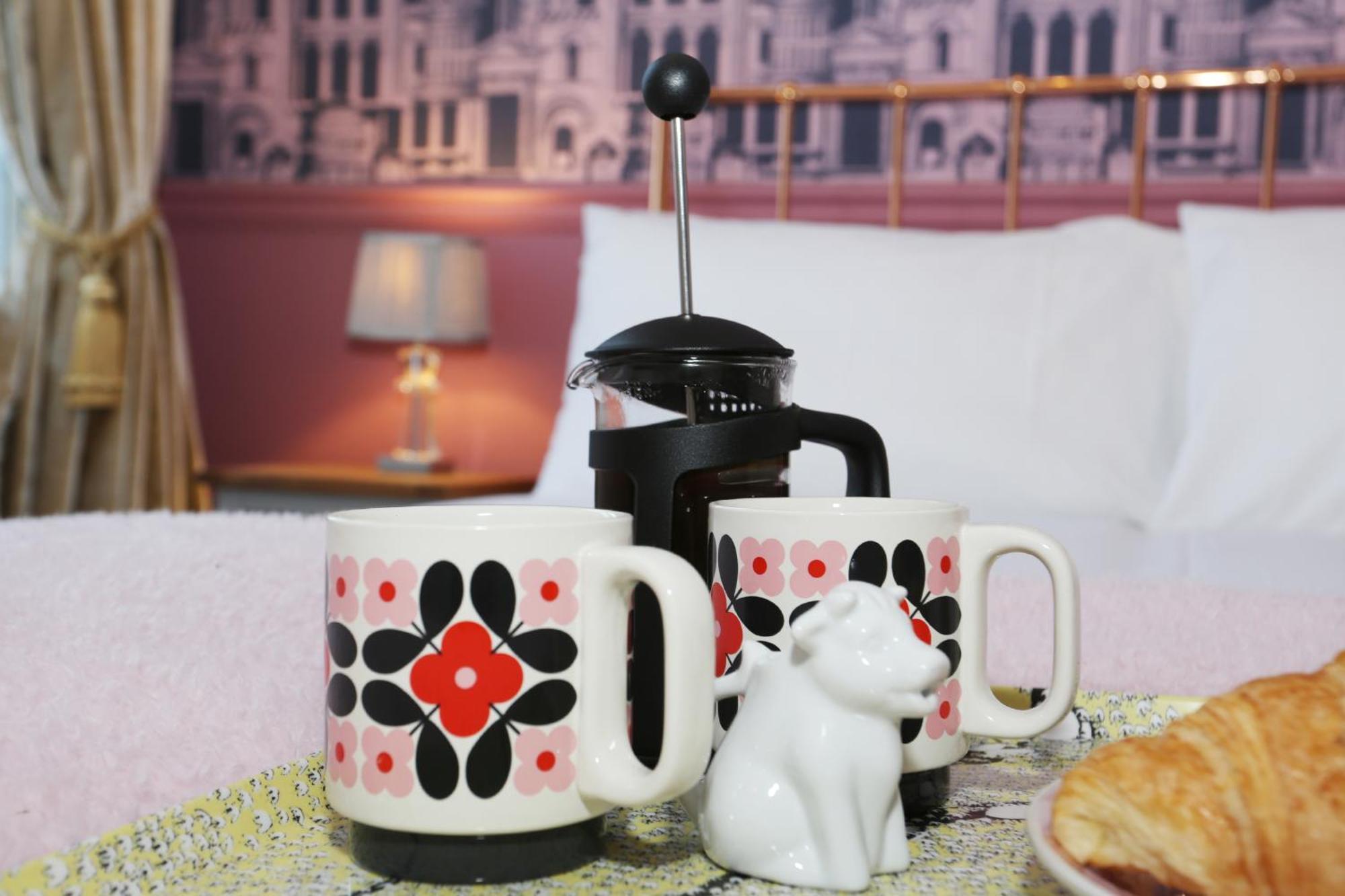 The Bishop And The Bison Bed & Breakfast Йорк Стая снимка